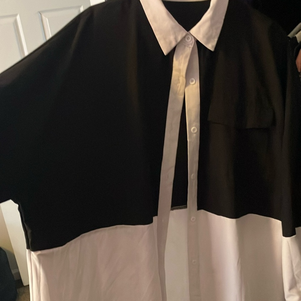 Plus size Button down - Picture 2 of 4